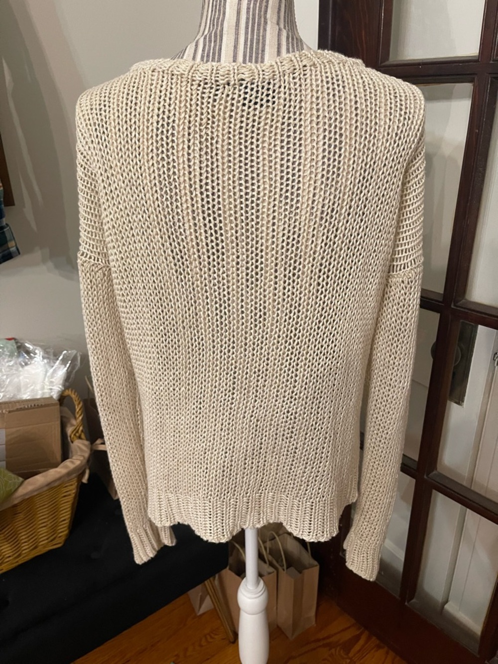 Ralph Lauren Cream Knit Open-Weave 100% Italian Linen Sweater. - Picture 5 of 5